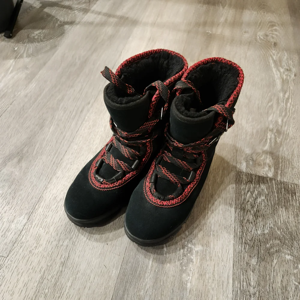 UGG winter snow